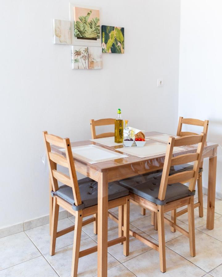 Lovely Sea View Apartment At The Heart Of The Town Ierápetra Dış mekan fotoğraf